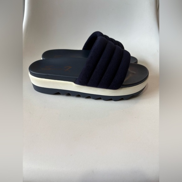 Seven7 navy white chunky slide sandals size 8 puffy strap - Picture 3 of 10